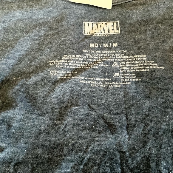 New with tags dark blue medium Marvel Captain America short sleeve t-shirt - Picture 7 of 8